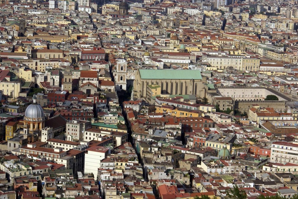 Quais são os principais monumentos de Nápoles?