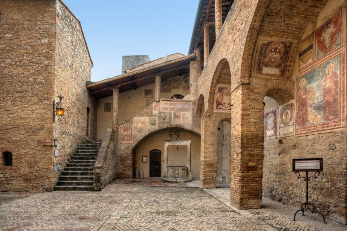 Por que conhecer San Gimignano?
