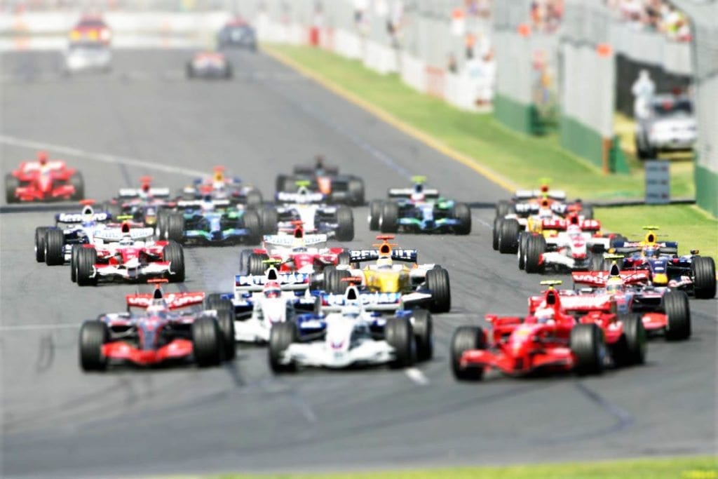 Vamos participar do Grande Prêmio de fórmula 1 em Monza?