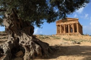 Por que conhecer o Vale dos Templos em Agrigento?