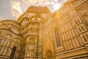 Quais são os cinco pontos turísticos imperdíveis em Florença?