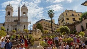 Vamos visitar a Praça da Espanha em Roma?