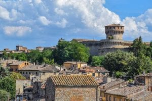 Vamos conhecer Volterra na Toscana?