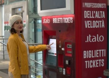 ANA PATRICIA - Como ir a Nápoles a partir de Roma?