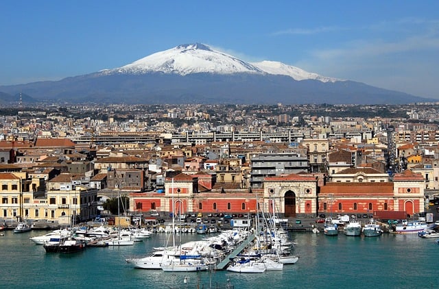 Como ir do aeroporto de Catania para o centro da cidade?