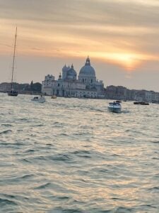 Onde Assistir ao Pôr do Sol na Itália?